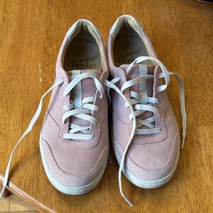Dansko Light Pink Women's Sneakers